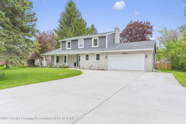 5784 N Green Road, Haslett, MI 48840