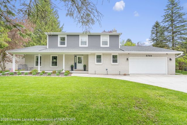 5784 N Green Road, Haslett, MI 48840