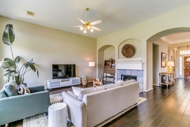 14015 Blue Vista Drive, Sugar Land, TX 77498