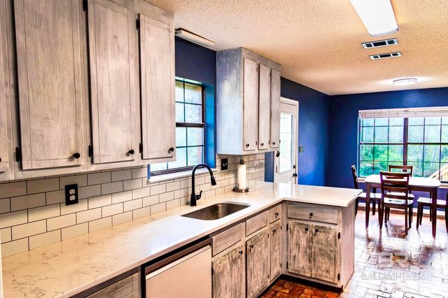 10730 Meadow Lane, Irvington, AL 36544