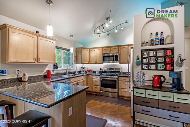 1820 S Rue de La Paix Loop, Wasilla, AK 99623