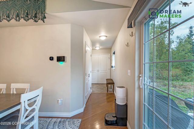 1820 S Rue de La Paix Loop, Wasilla, AK 99623