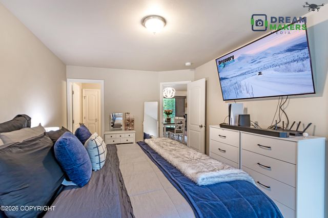1820 S Rue de La Paix Loop, Wasilla, AK 99623