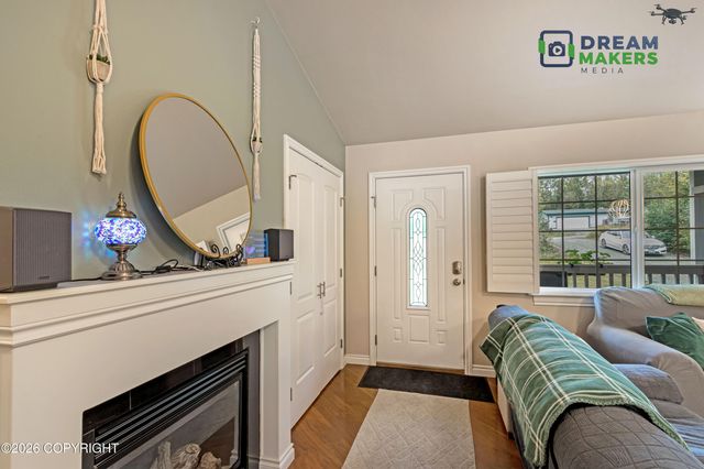 1820 S Rue de La Paix Loop, Wasilla, AK 99623