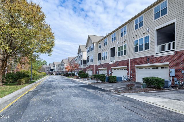 2005 Valleystone Drive, Cary, NC 27519