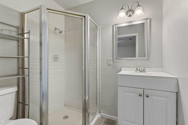 907 Thatcher Street, Denison, TX 75020