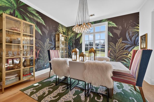 1823 Southpark Drive, Arlington, TX 76013