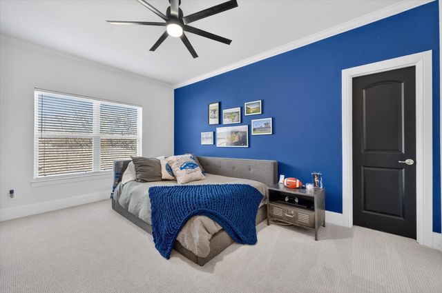 1823 Southpark Drive, Arlington, TX 76013