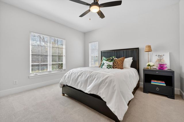 1823 Southpark Drive, Arlington, TX 76013