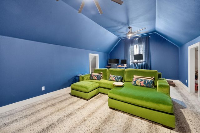 1823 Southpark Drive, Arlington, TX 76013