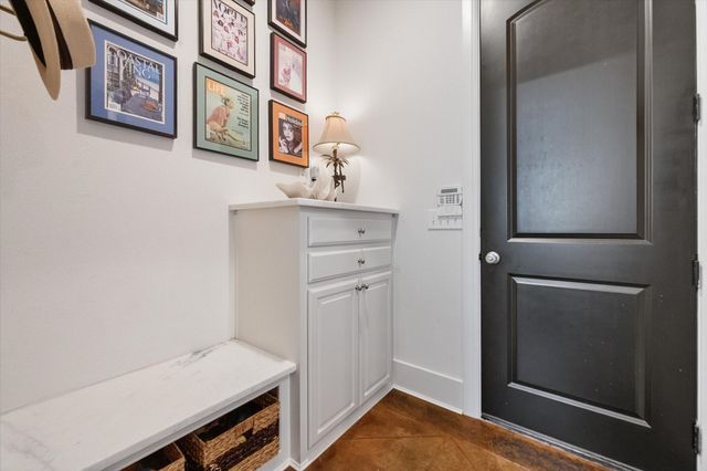 1823 Southpark Drive, Arlington, TX 76013