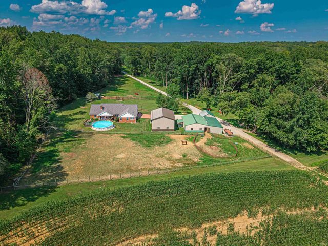 577 E Shelton Road, Boonville, IN 47601
