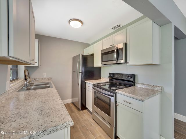 2056 Little John Road, Melbourne, FL 32935