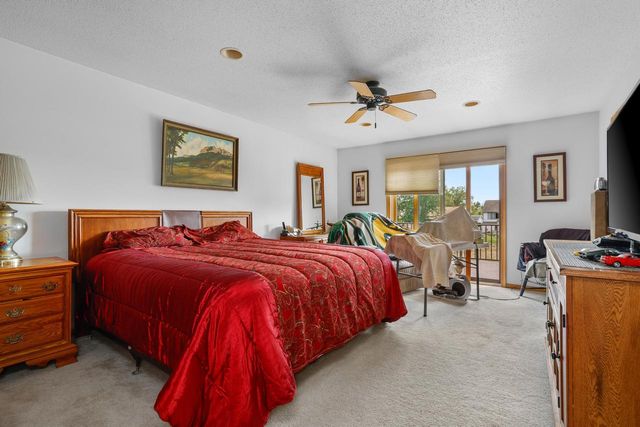 1075 Lauderdale N, Onalaska, WI 54650