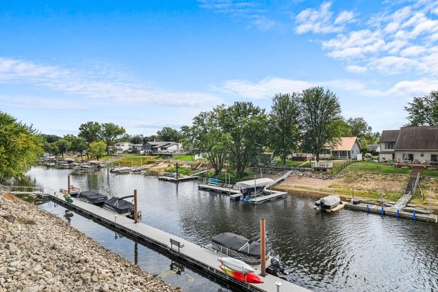 1075 Lauderdale N, Onalaska, WI 54650