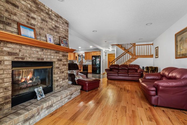 1075 Lauderdale N, Onalaska, WI 54650