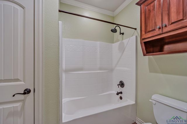 200 Oakland, Longview, TX 75605