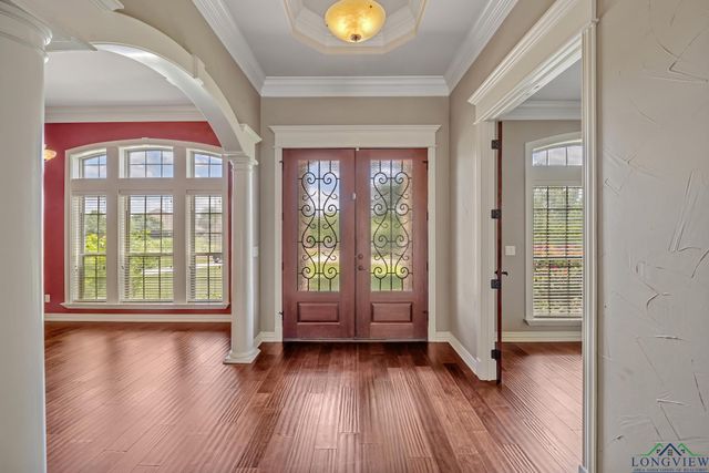 200 Oakland, Longview, TX 75605
