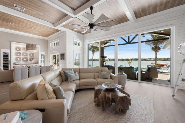 540 20TH AVENUE, Indian Rocks Beach, FL 33785