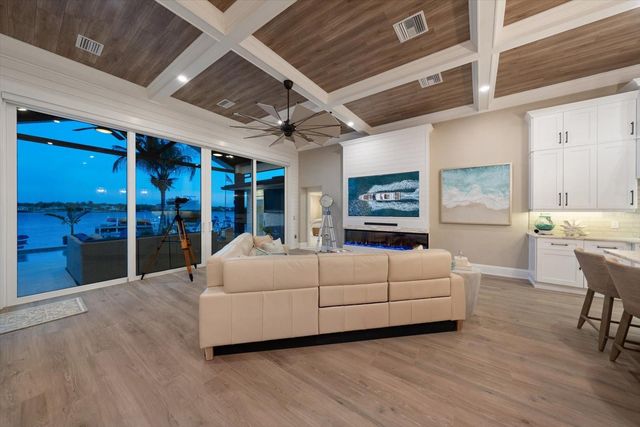 540 20TH AVENUE, Indian Rocks Beach, FL 33785