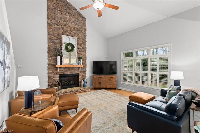 3912 Wesseck Road, High Point, NC 27265