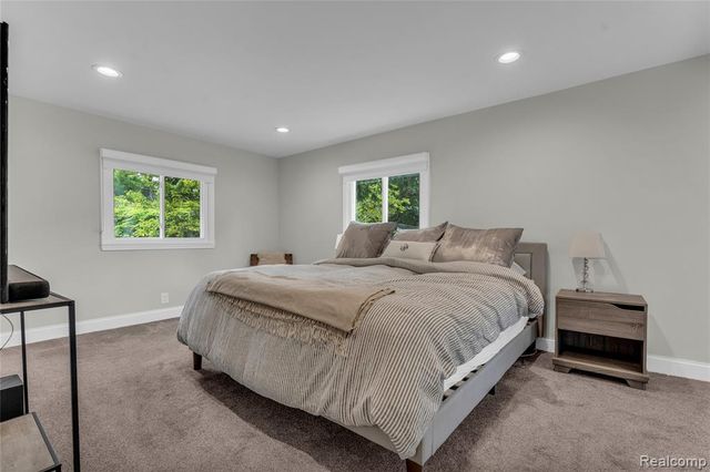 6736 Timber Ridge Drive, Bloomfield Hills, MI 48301