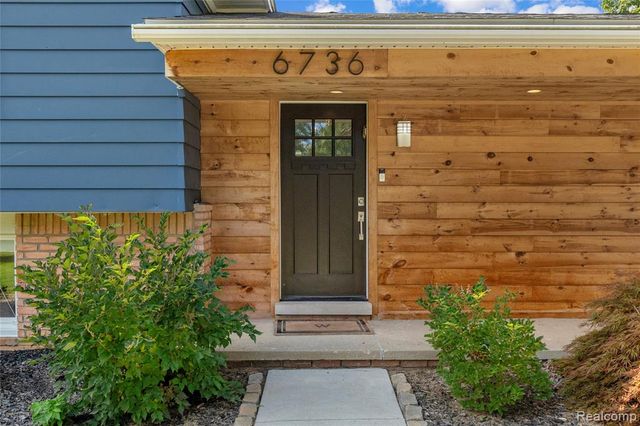 6736 Timber Ridge Drive, Bloomfield Hills, MI 48301