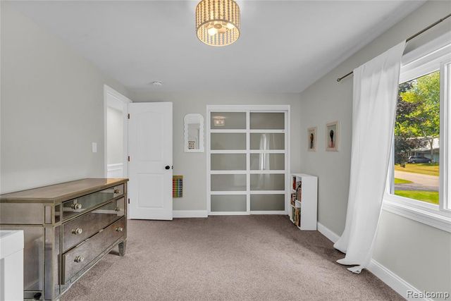 6736 Timber Ridge Drive, Bloomfield Hills, MI 48301