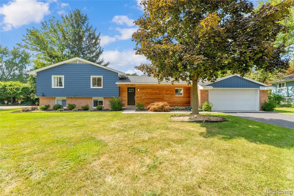 6736 Timber Ridge Drive, Bloomfield Hills, MI 48301