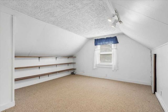 6 Adelle Circuit, Worcester, MA 01607