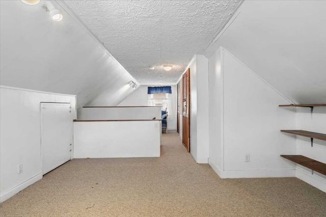 6 Adelle Circuit, Worcester, MA 01607