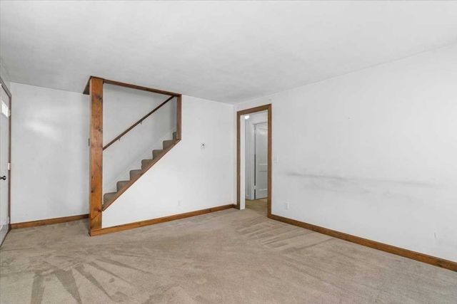 6 Adelle Circuit, Worcester, MA 01607