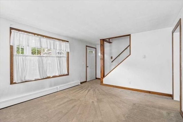 6 Adelle Circuit, Worcester, MA 01607