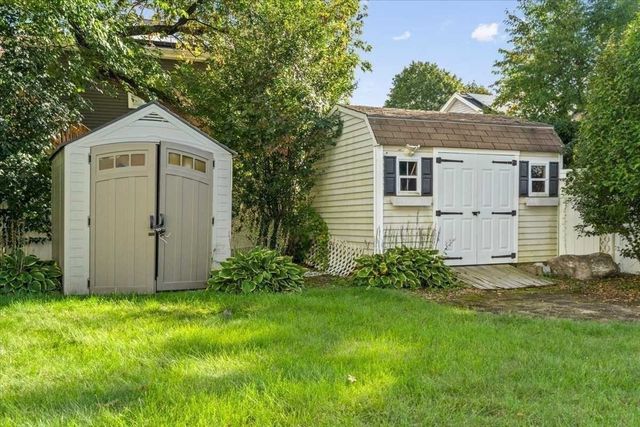 6 Adelle Circuit, Worcester, MA 01607
