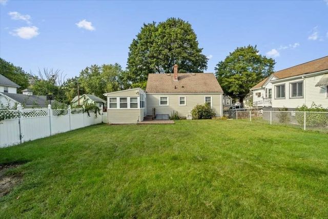 6 Adelle Circuit, Worcester, MA 01607