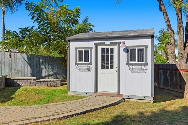 1178 Eucalyptus Dr, El Cajon, CA 92020