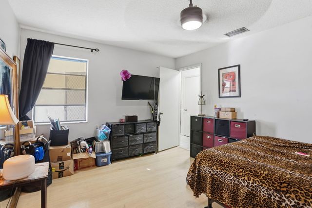 21547 Altamira Avenue, Boca Raton, FL 33433