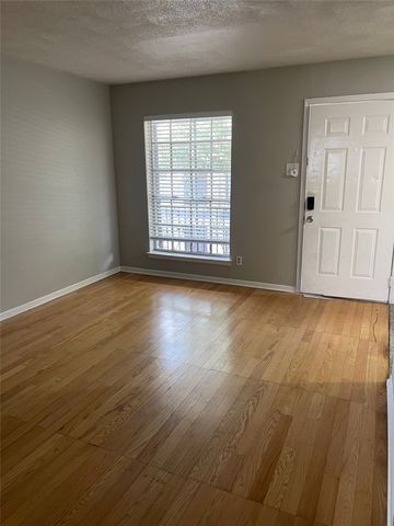 5317 Junius Street 214, Dallas, TX 75214