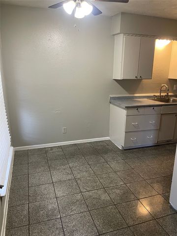 5317 Junius Street 214, Dallas, TX 75214