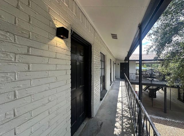 5317 Junius Street 214, Dallas, TX 75214
