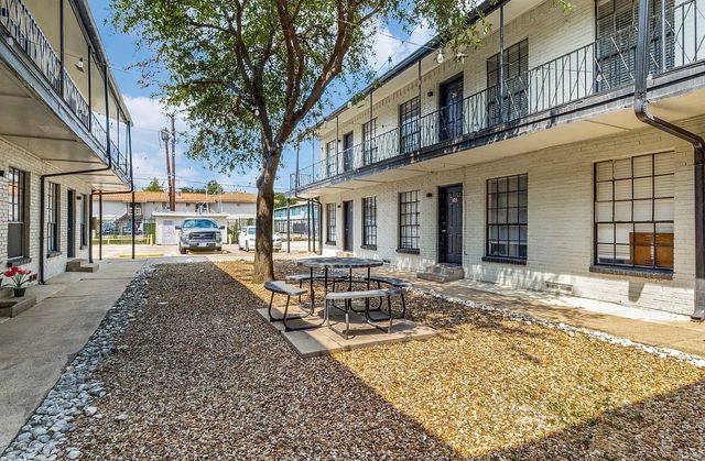 5317 Junius Street 214, Dallas, TX 75214