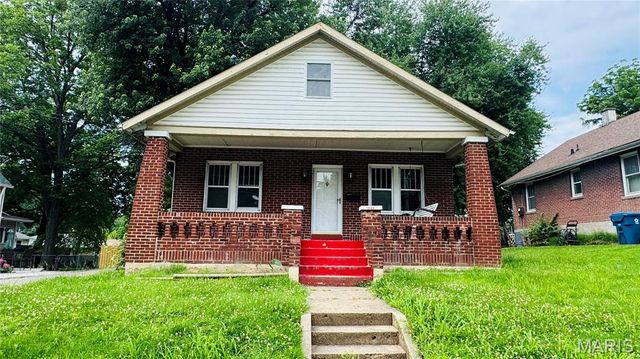 1625 Gallaher Avenue, St Charles, MO 63301