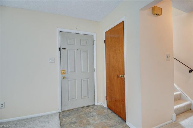 1315 Sierra DR, Virginia Beach, VA 23453