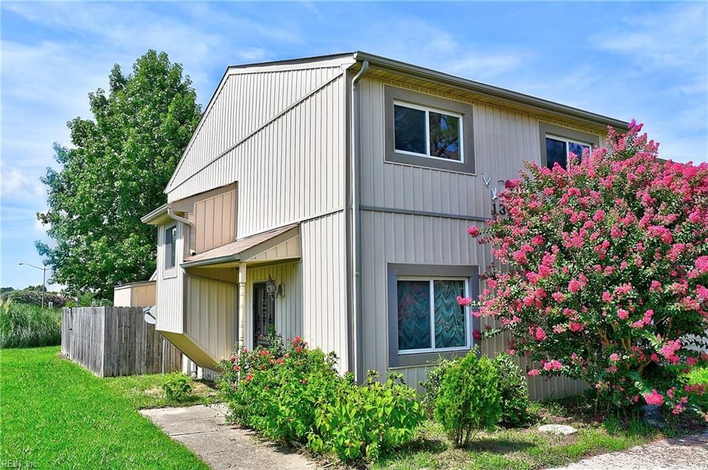 1315 Sierra DR, Virginia Beach, VA 23453