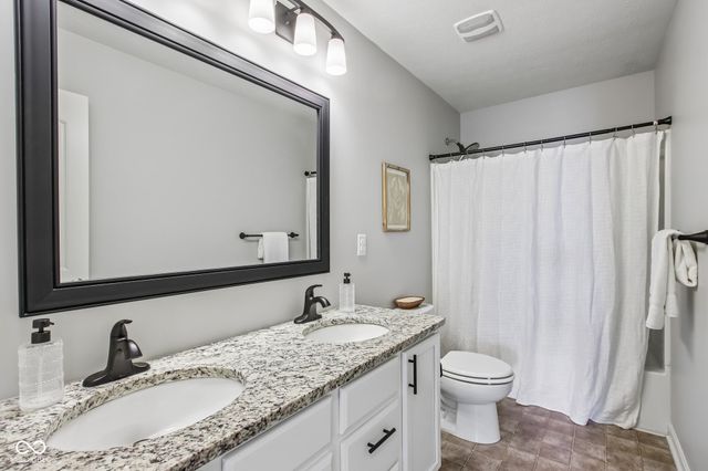14602 Foggy Glen Way, Fishers, IN 46037