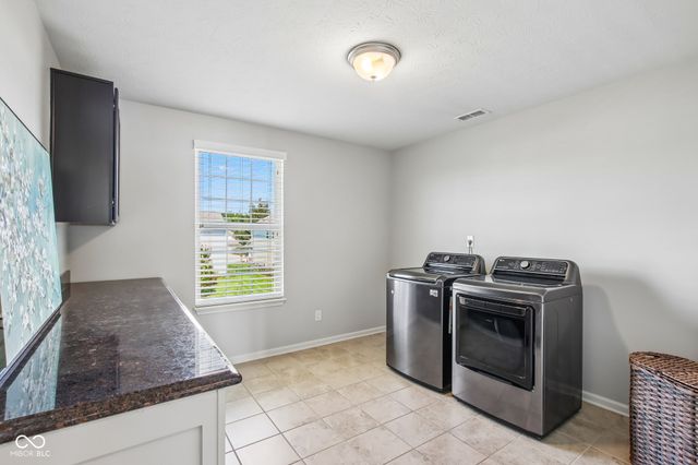 14602 Foggy Glen Way, Fishers, IN 46037