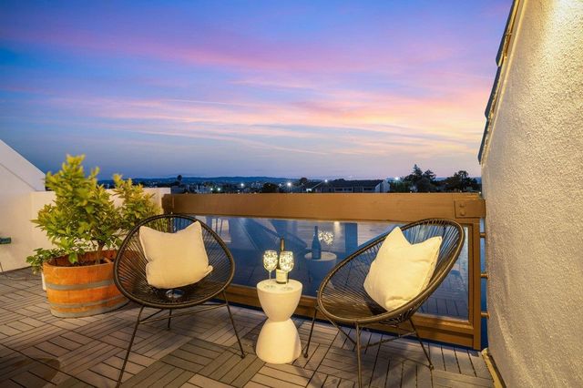 702 Portofino Lane, Foster City, CA 94404