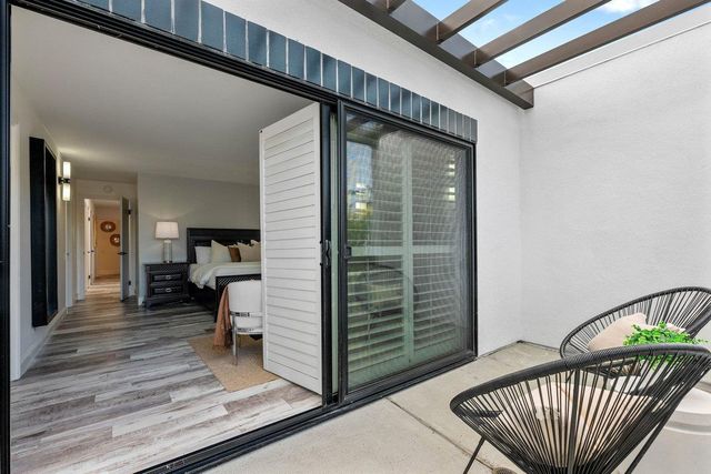 702 Portofino Lane, Foster City, CA 94404