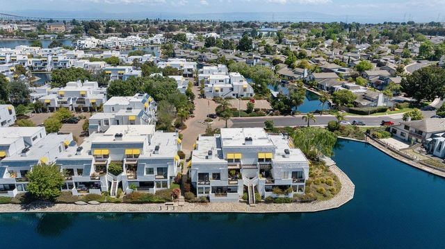 702 Portofino Lane, Foster City, CA 94404