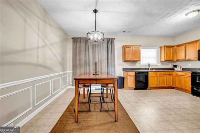 1246 Adcox Square, Stone Mountain, GA 30088